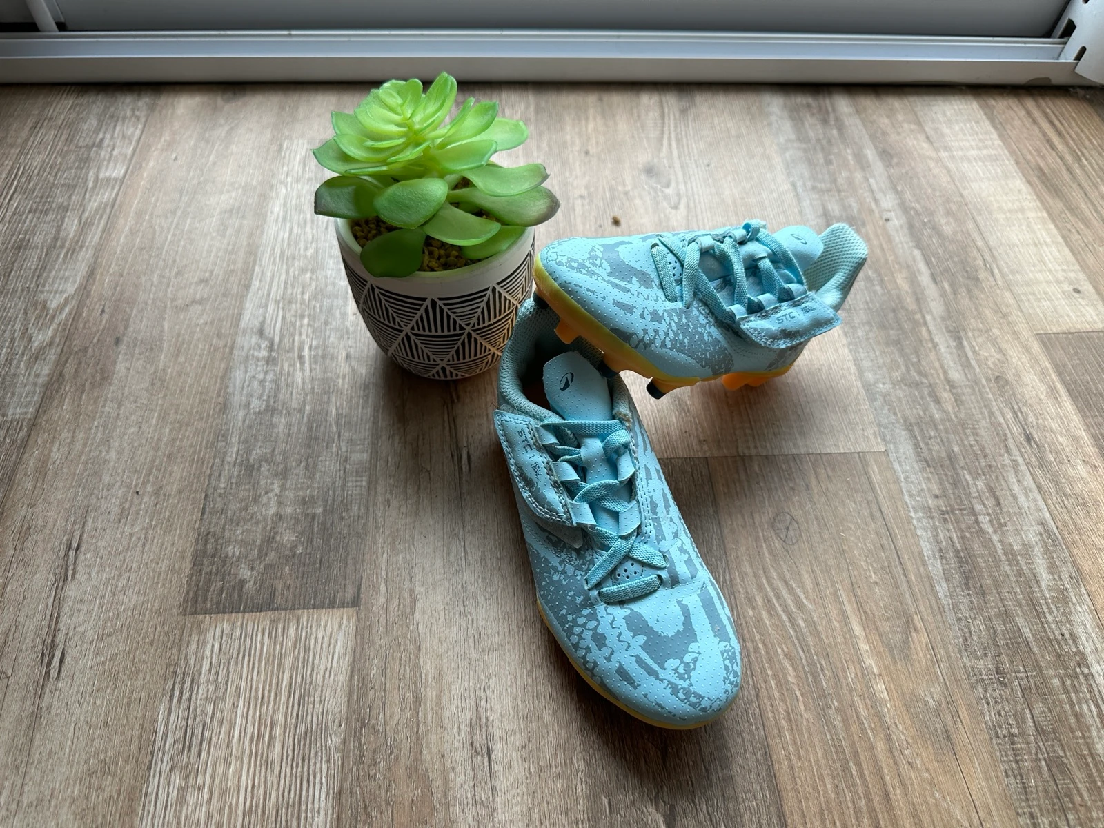⚽ Chaussures de football Kipsta Viralto – Pointure 28